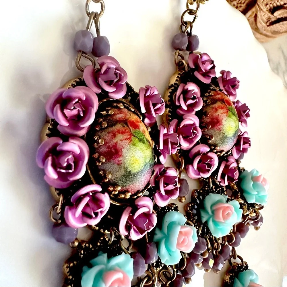 Vintage Style Floral Baroque Earrings Micro Mosaic Style Flower Painting NEW